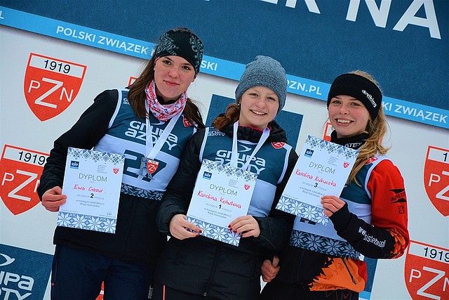 od lewej: Ewa Gazur, Karolina Kohutova, Karolina Kukuczka (foto: Anna Karczewska/PZN)