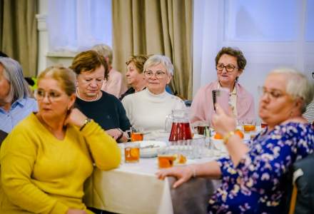 Uczestnicy Świątecznego Spotkania dla Seniorów w Koniakowie fot. M.Kuźma