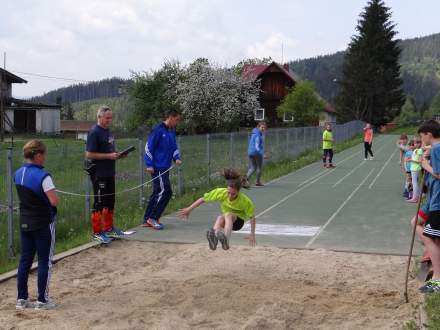 Sportowa rywalizacja szkół Istebna - Ćierne