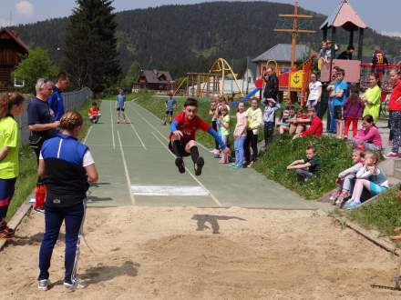 Sportowa rywalizacja szkół Istebna - Ćierne