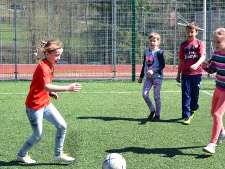 Gry i zabawy dzieci